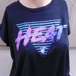 MIAMI HEAT NBA BASKETBALL COURT CULTURE VICE CITY LADIES XL T-SHIRT BLACK